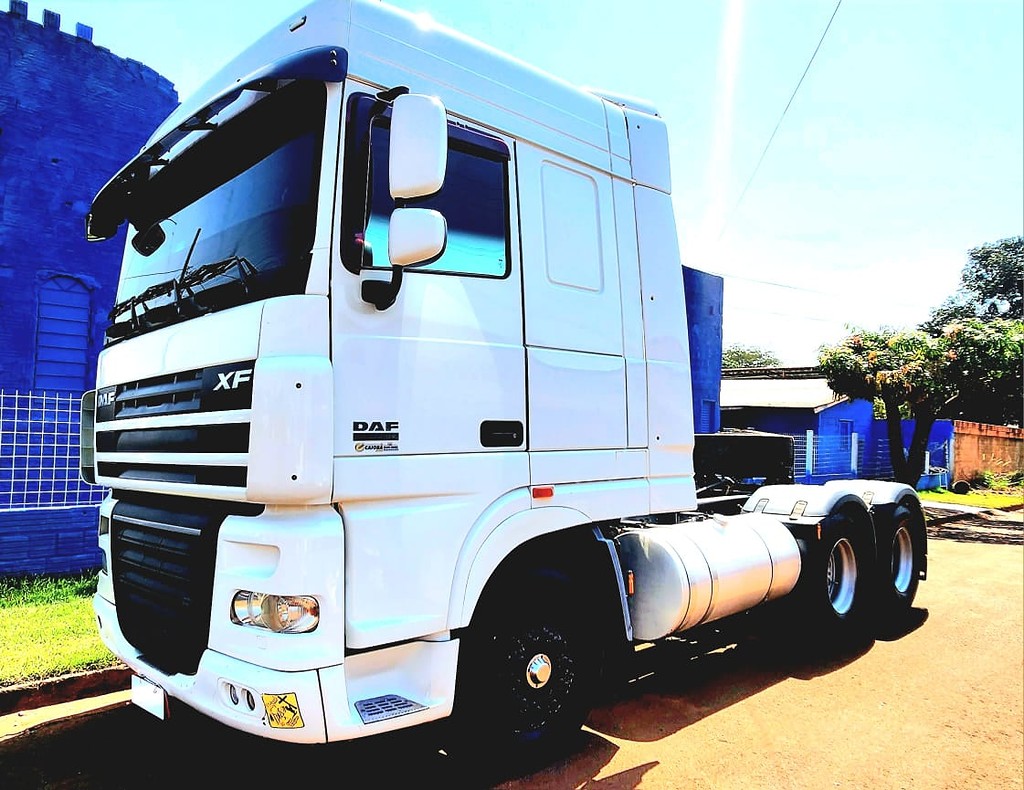 Caminhão DAF XF105 510 Cavalo Mecânico ANO 2018 de Ms Caminhões no Mato Grosso do Sul