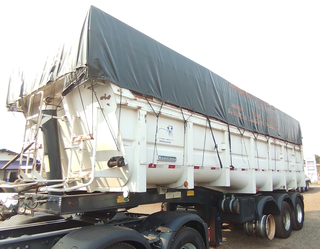 Carreta SEMI-REBOQUE BASCULANTE Rodo Linea ANO 2015 3 Eixos de Ms Caminhões no Mato Grosso do Sul