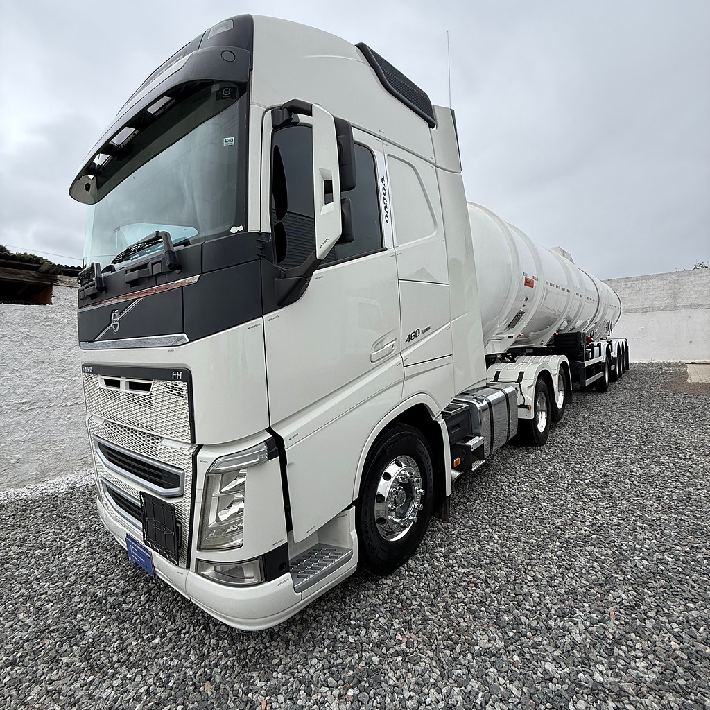 Caminhão VOLVO FH 460 Conjunto Cavalo + Carreta ANO 2018 de Ribeiro Caminhões no Paraná