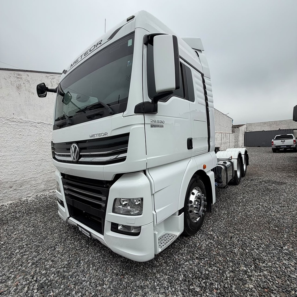 Caminhão VOLKSWAGEN METEOR 29530 Cavalo Mecânico ANO 2023 de Ribeiro Caminhões no Paraná