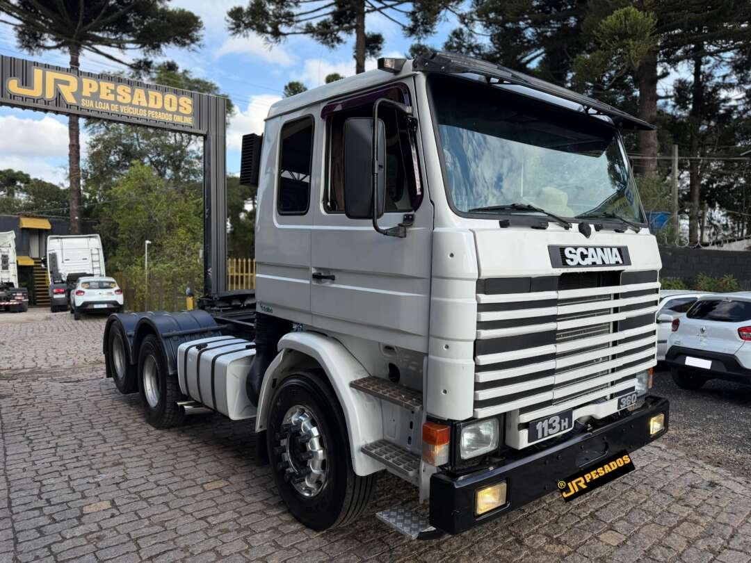 Caminhão SCANIA 113 360 Cavalo Mecânico ANO 2005 de Jr Pesados no Paraná