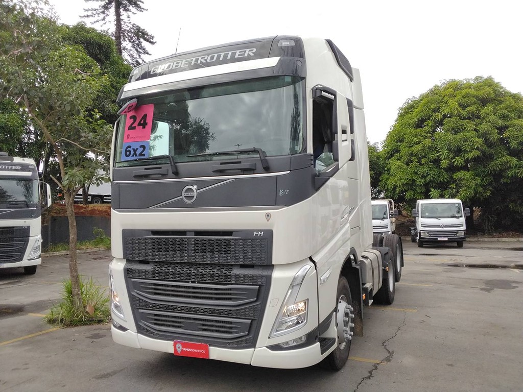 VOLVO FH 460 Cavalo Mecânico ANO 2024 de Renato Vamos Seminovos em São Paulo