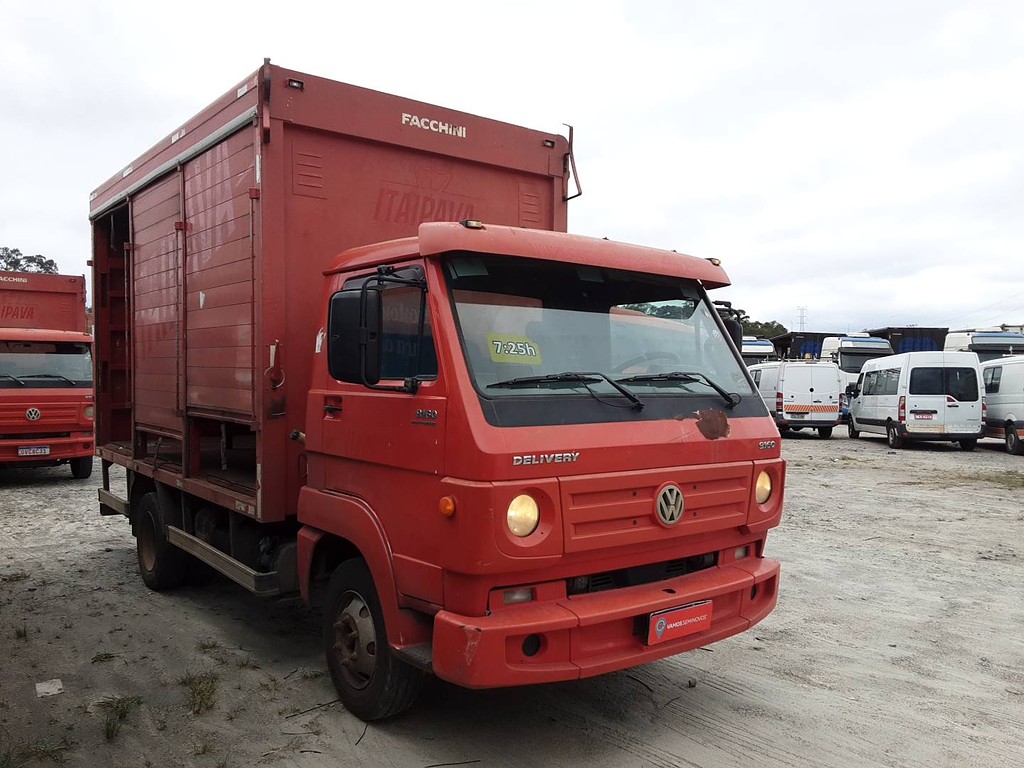 Caminhão VOLKSWAGEN VW 9-160 Baú Bebidas ANO 2014 de Renato Vamos Seminovos em São Paulo