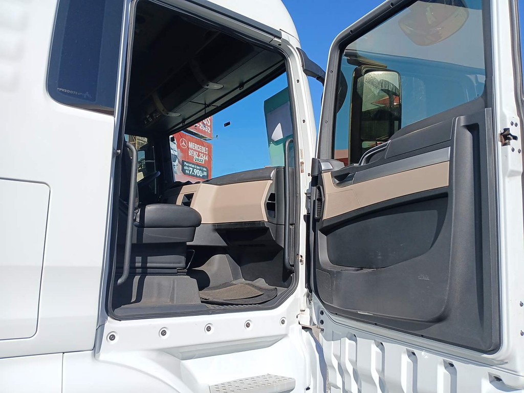 VOLKSWAGEN METEOR 28-460 Cavalo Mecânico ANO 2023 de Renato Vamos Seminovos em São Paulo