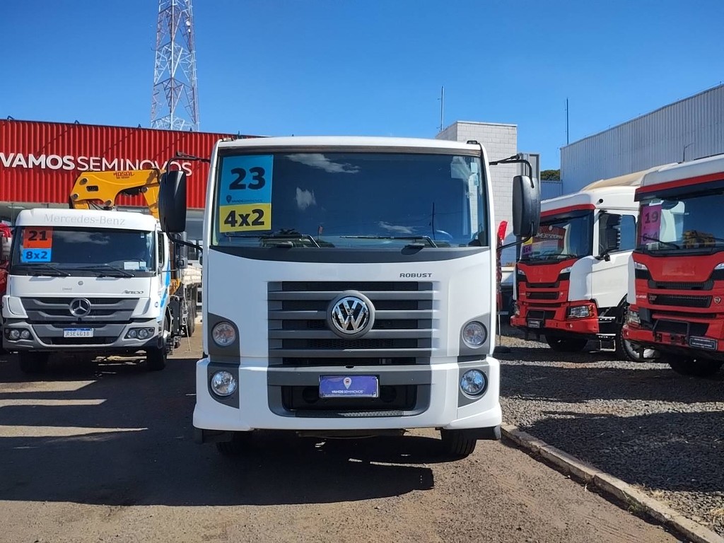 Caminhão VOLKSWAGEN VW 17230 Caçamba Basculante ANO 2023 de Renato Vamos Seminovos em São Paulo
