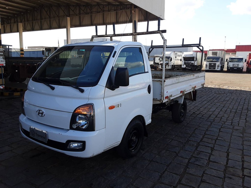 Caminhão HYUNDAI HR Carroceria ANO 2020 de Renato Vamos Seminovos em São Paulo