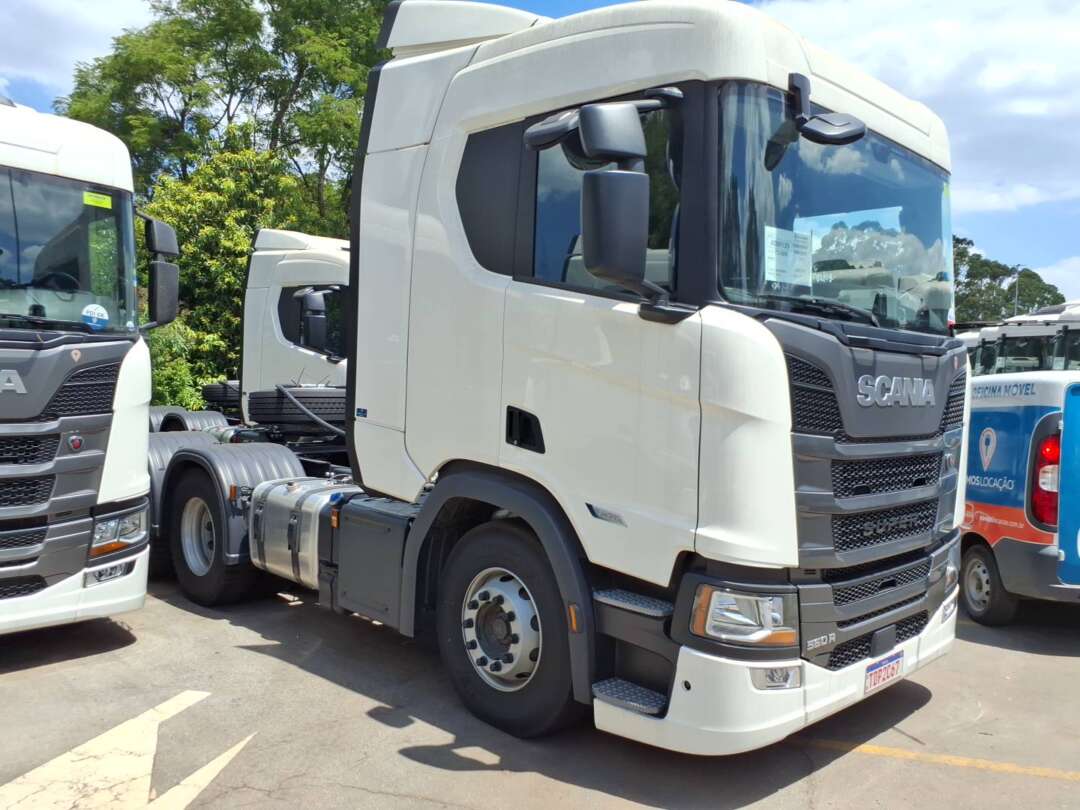 Caminhão SCANIA 560 Cavalo Mecânico ANO de Renato Vamos Seminovos em São Paulo