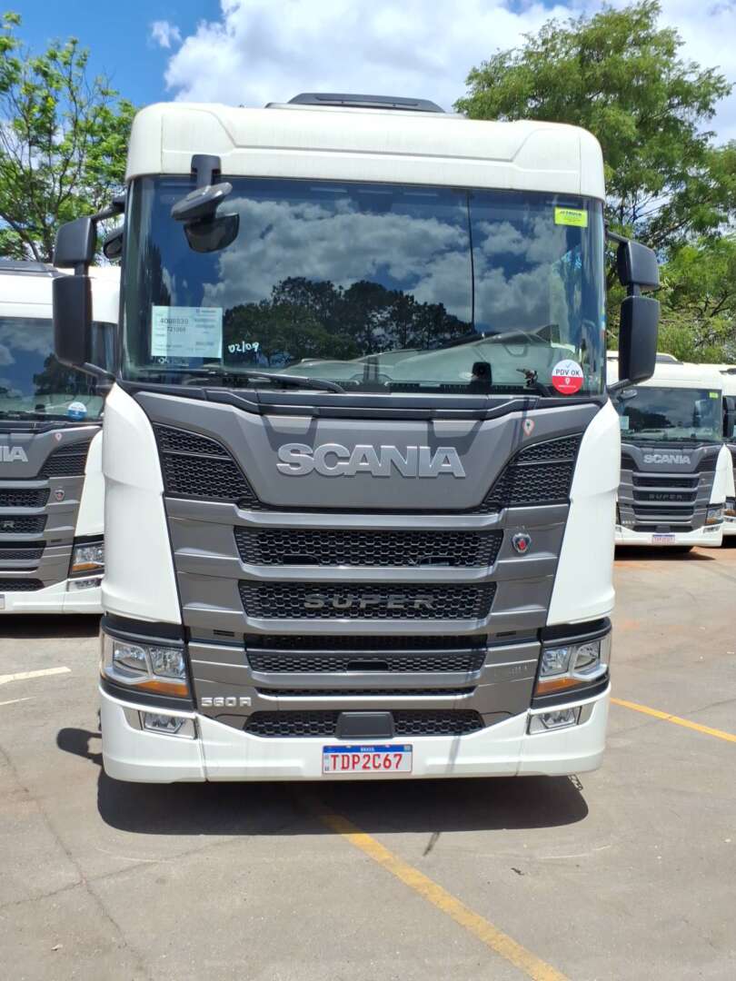 Caminhão SCANIA 560 Cavalo Mecânico ANO de Renato Vamos Seminovos em São Paulo