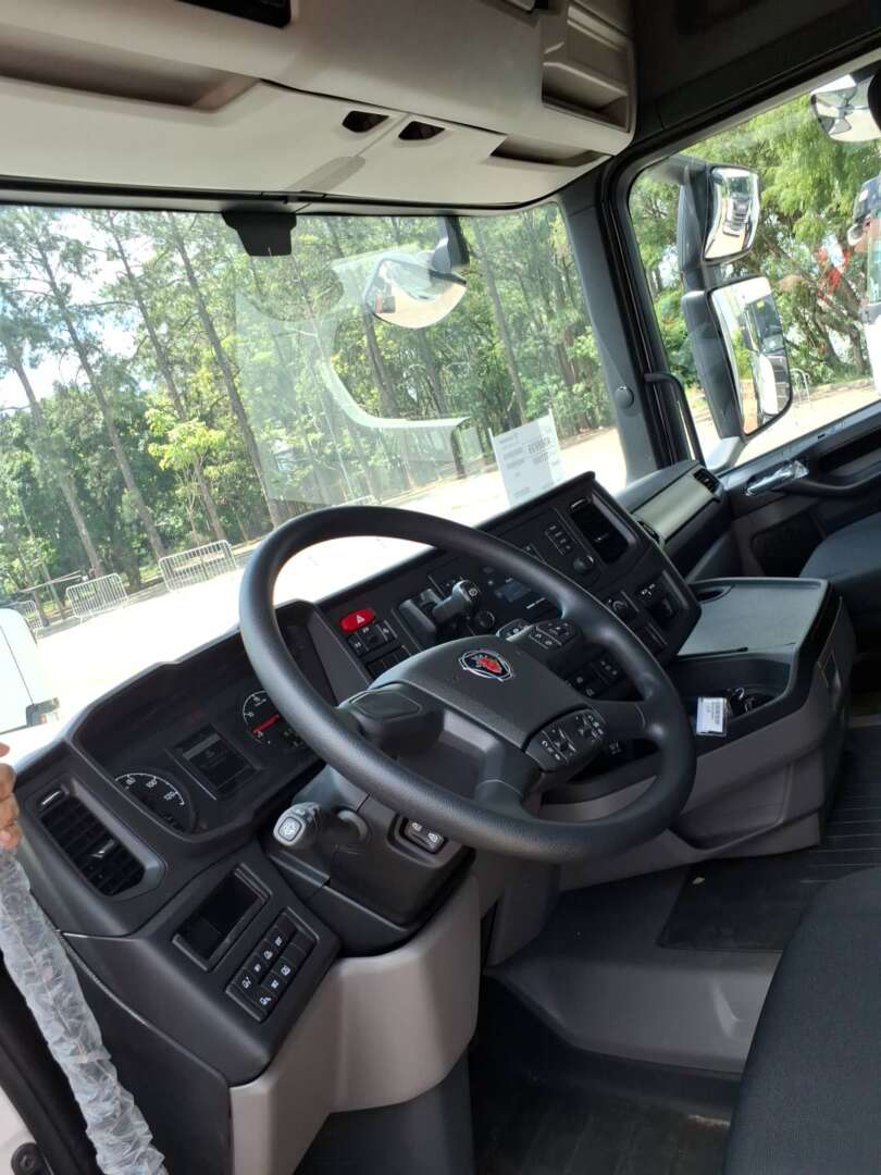 Caminhão SCANIA 560 Cavalo Mecânico ANO de Renato Vamos Seminovos em São Paulo