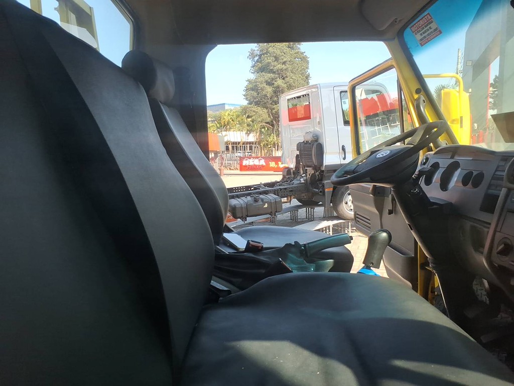 Caminhão VOLKSWAGEN VW 5140 Carroceria ANO 2007 de Renato Vamos Seminovos em São Paulo