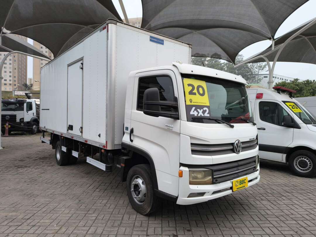 Caminhão VOLKSWAGEN VW 11180 Baú Furgão ANO 2021 de Renato Vamos Seminovos em São Paulo