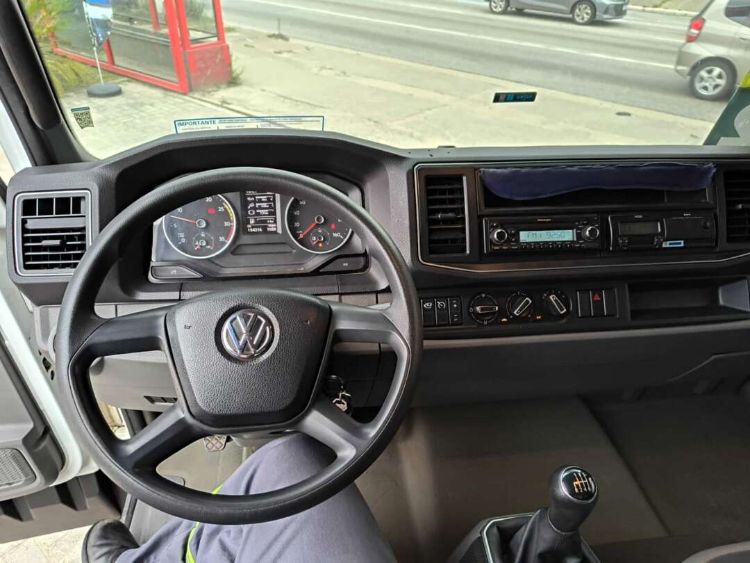 Caminhão VOLKSWAGEN VW 11180 Baú Furgão ANO 2021 de Renato Vamos Seminovos em São Paulo