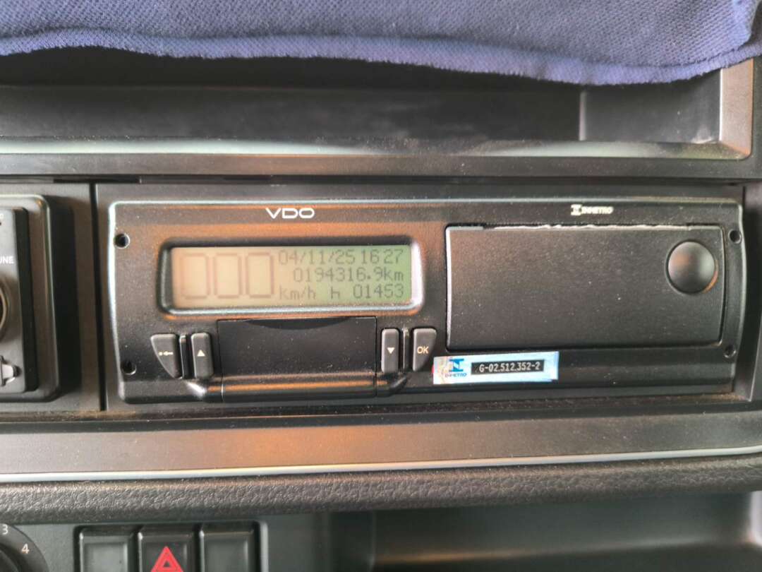 Caminhão VOLKSWAGEN VW 11180 Baú Furgão ANO 2021 de Renato Vamos Seminovos em São Paulo