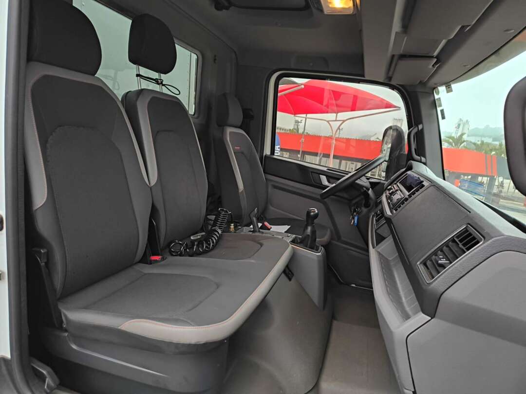 Caminhão VOLKSWAGEN VW 11180 Baú Furgão ANO 2021 de Renato Vamos Seminovos em São Paulo