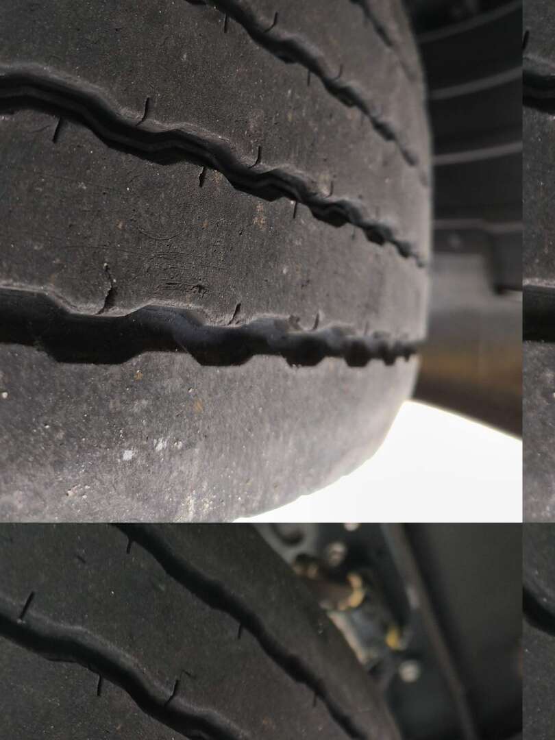 Caminhão MERCEDES BENZ MB 1419 Baú Furgão ANO 2021 de Renato Vamos Seminovos em São Paulo