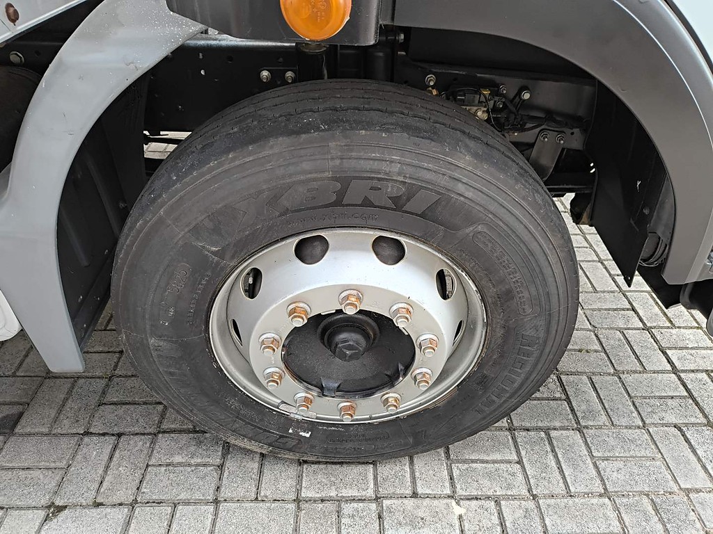 Caminhão MERCEDES BENZ MB 1419 Baú Furgão ANO 2021 de Renato Vamos Seminovos em São Paulo