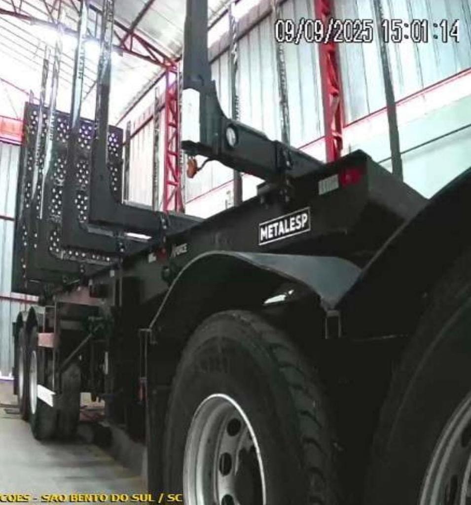 Carreta BITREM FLORESTAL Metalesp ANO 2023 7 eixos de Saliba Transportadora na Santa Catarina