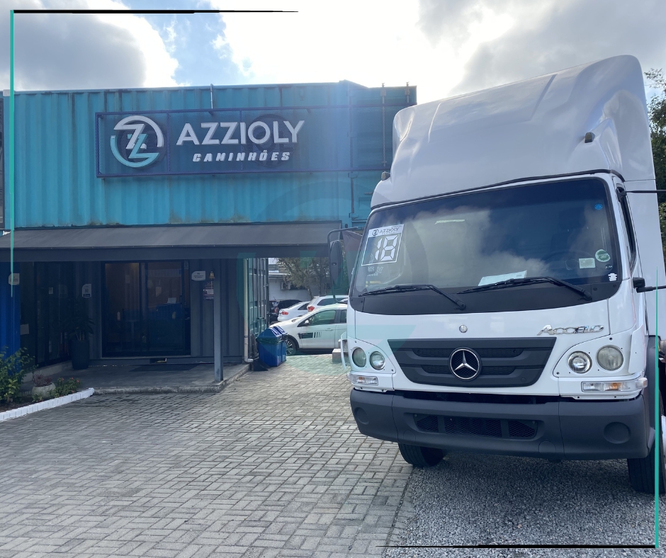 Caminhão MERCEDES BENZ MB 1016 Chassis ANO 2018 de Azzioly Caminhões em São Paulo