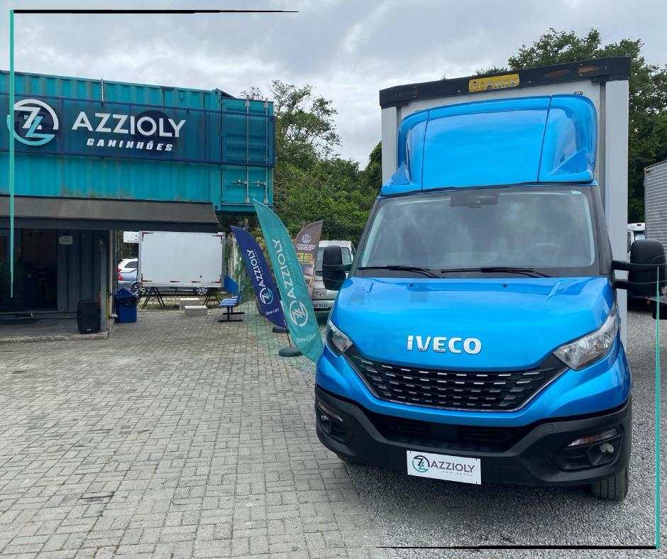 Caminhão IVECO DAILY 35-150 Baú Sider ANO 2022 de Azzioly Caminhões em São Paulo