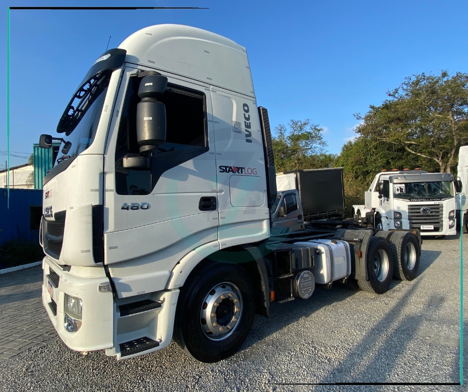 Caminhão IVECO STRALIS 480 Chassis ANO 2019 de Azzioly Caminhões em São Paulo