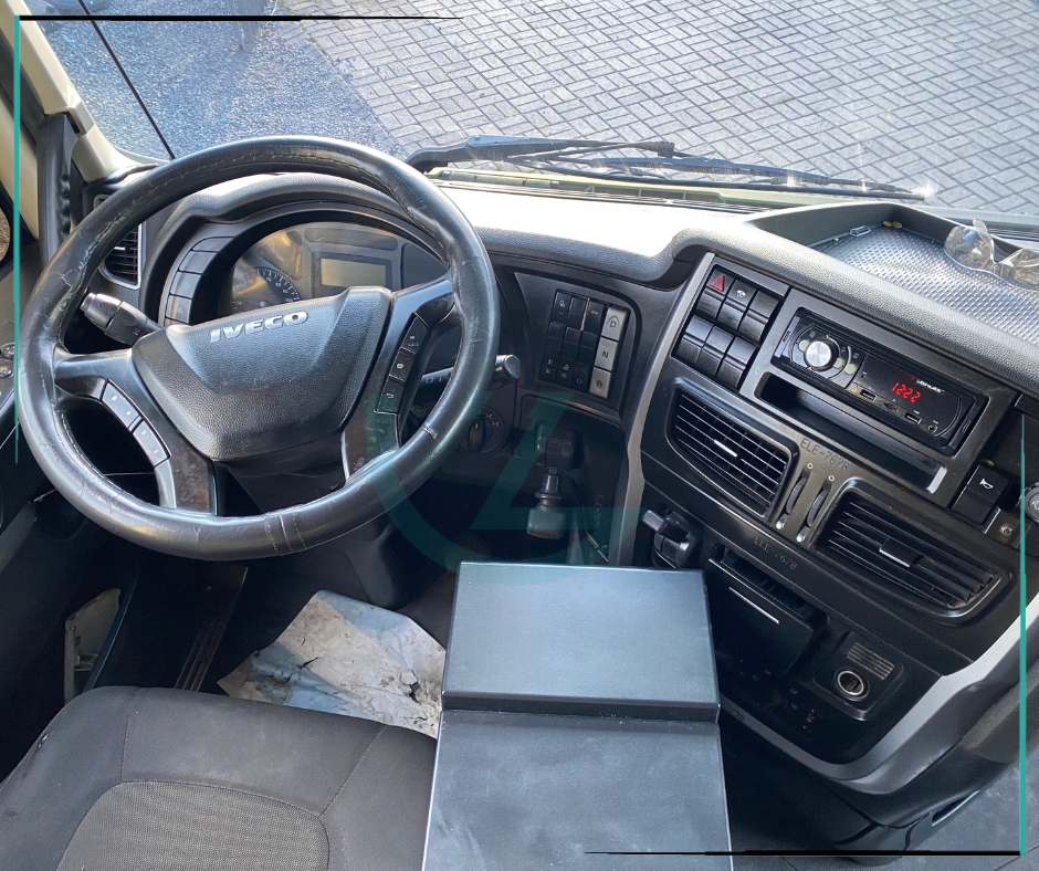 Caminhão IVECO STRALIS 480 Chassis ANO 2019 de Azzioly Caminhões em São Paulo