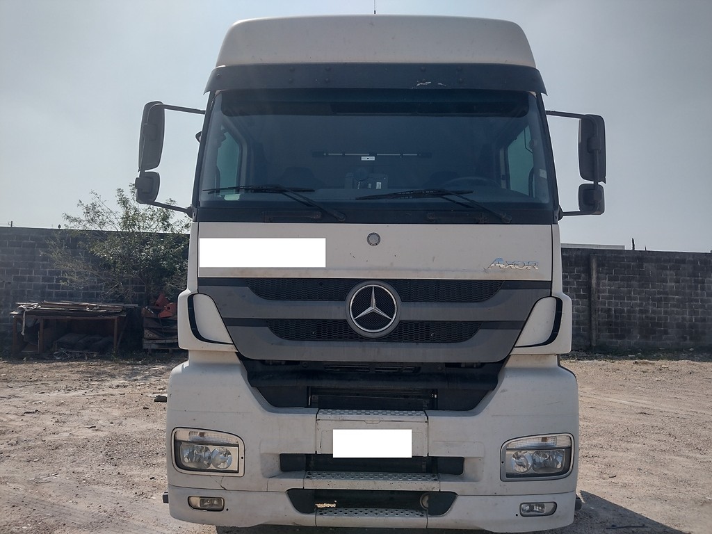 Caminhão MERCEDES BENZ MB 2544 Cavalo Mecânico ANO 2019 de Cristhian Caminhões no Paraná