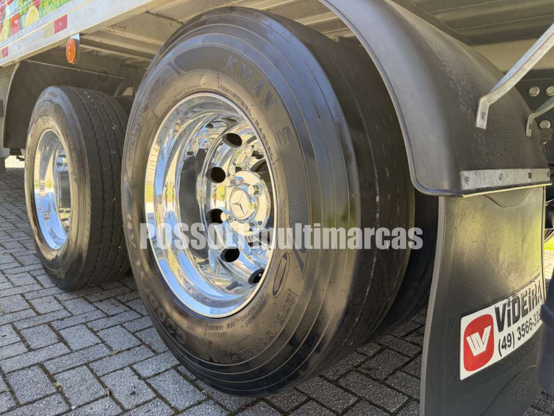 Caminhão MERCEDES BENZ MB 2430 Baú Furgão ANO 2022 de Possoli Multimarcas no Paraná