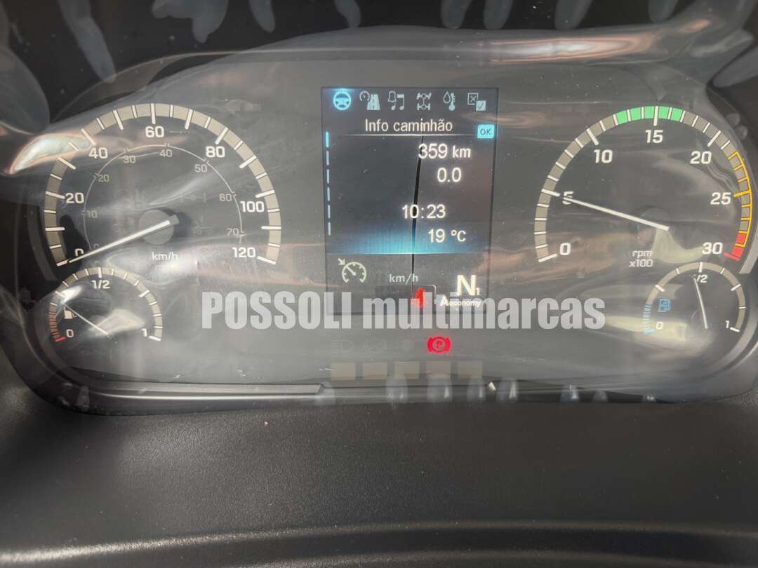 Caminhão MERCEDES BENZ MB 3133 Chassis ANO 2025 de Possoli Multimarcas no Paraná
