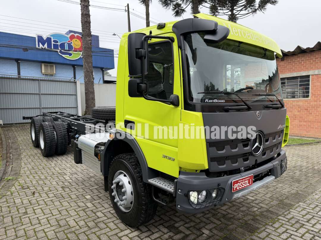 Caminhão MERCEDES BENZ MB 3133 Chassis ANO 2025 de Possoli Multimarcas no Paraná