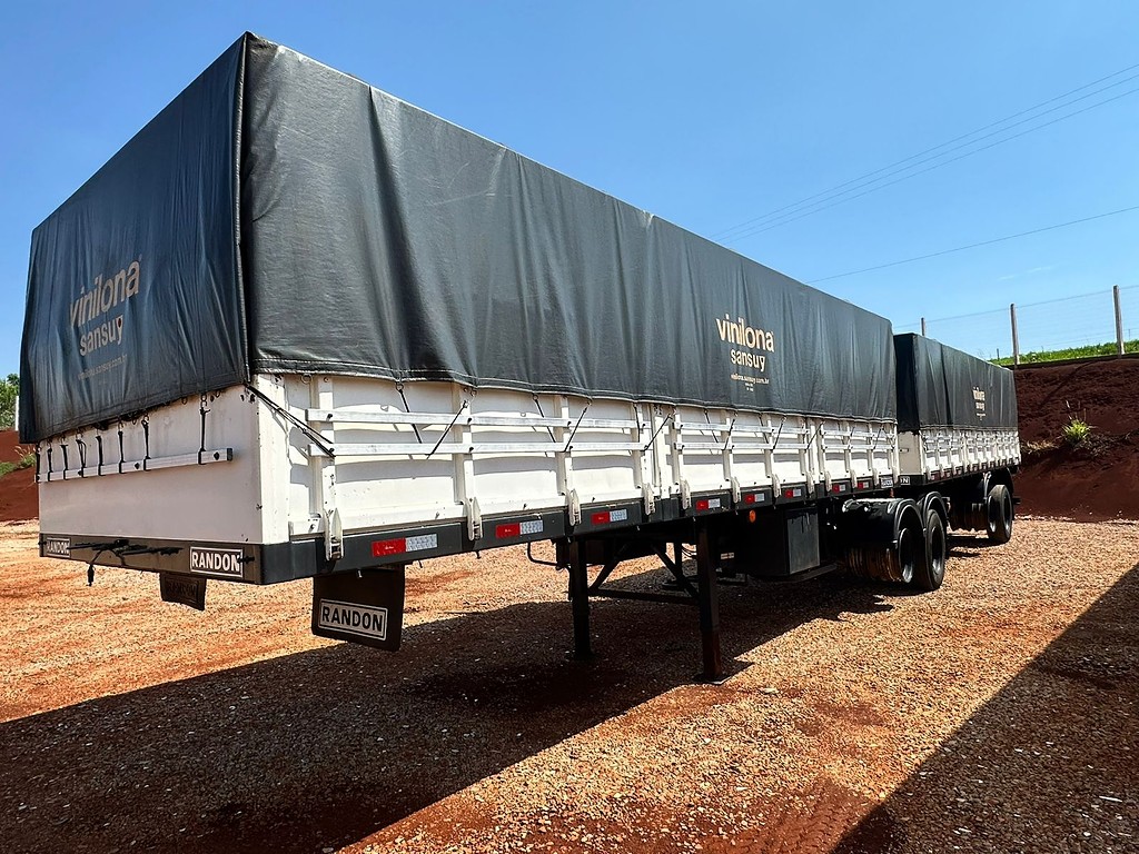 Carreta BITREM GRANELEIRO Randon ANO 2005 4 Eixos de Puchalski Implementos no Paraná