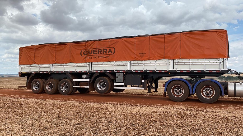 Caminhão SCANIA 480 Conjunto Cavalo + Carreta ANO 2013 de Puchalski Implementos no Paraná