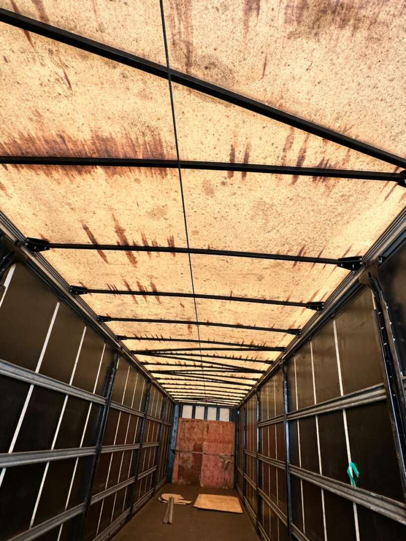 Carreta SEMI-REBOQUE BAU SIDER Facchini ANO 2021 1+1+1 Vanderleia de Puchalski Implementos no Paraná