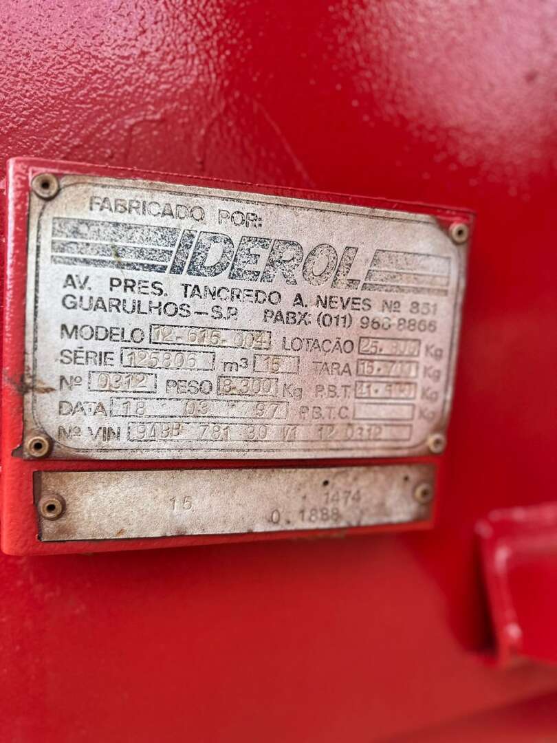 Carreta SEMI-REBOQUE BASCULANTE Iderol ANO 1997 3 Eixos de Puchalski Implementos no Paraná