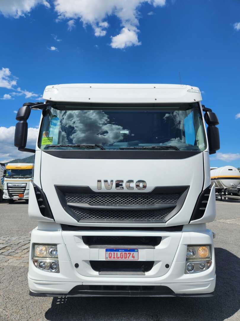 Caminhão IVECO STRALIS 440 Cavalo Mecânico ANO 2016 de Agricopel Comercio de Derivados de Petróleo LTDA na Santa Catarina
