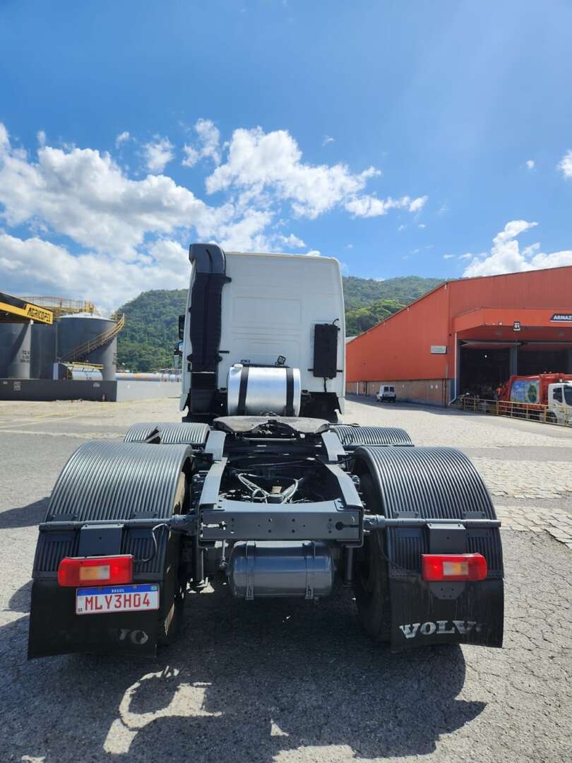 Caminhão VOLVO FH 540 Cavalo Mecânico ANO 2014 de Agricopel Comercio de Derivados de Petróleo LTDA na Santa Catarina