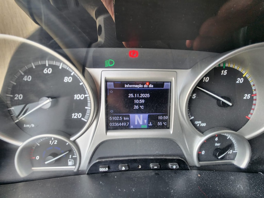 Caminhão MERCEDES BENZ MB 2651 Cavalo Mecânico ANO 2020 de Agricopel Comercio de Derivados de Petróleo LTDA na Santa Catarina