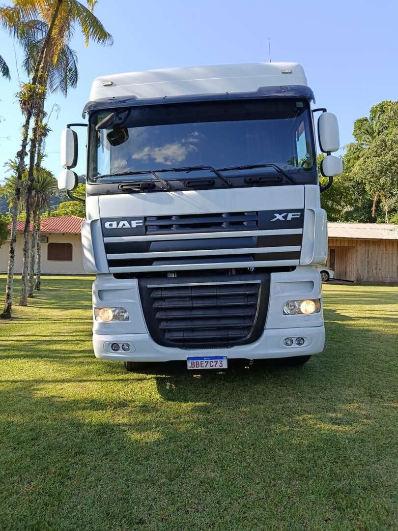Caminhão DAF XF105 510 Cavalo Mecânico ANO 2016 de Agricopel Comercio de Derivados de Petróleo LTDA na Santa Catarina