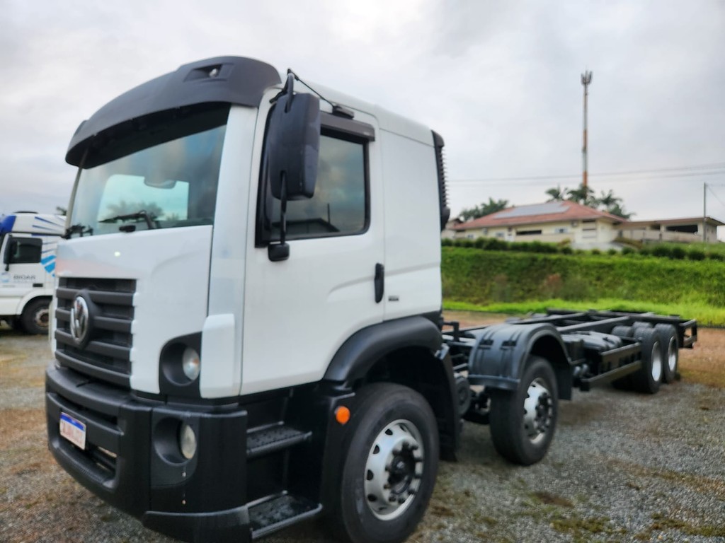 Caminhão VOLKSWAGEN VW 24280 Chassis ANO 2019 de Agricopel Comercio de Derivados de Petróleo LTDA na Santa Catarina