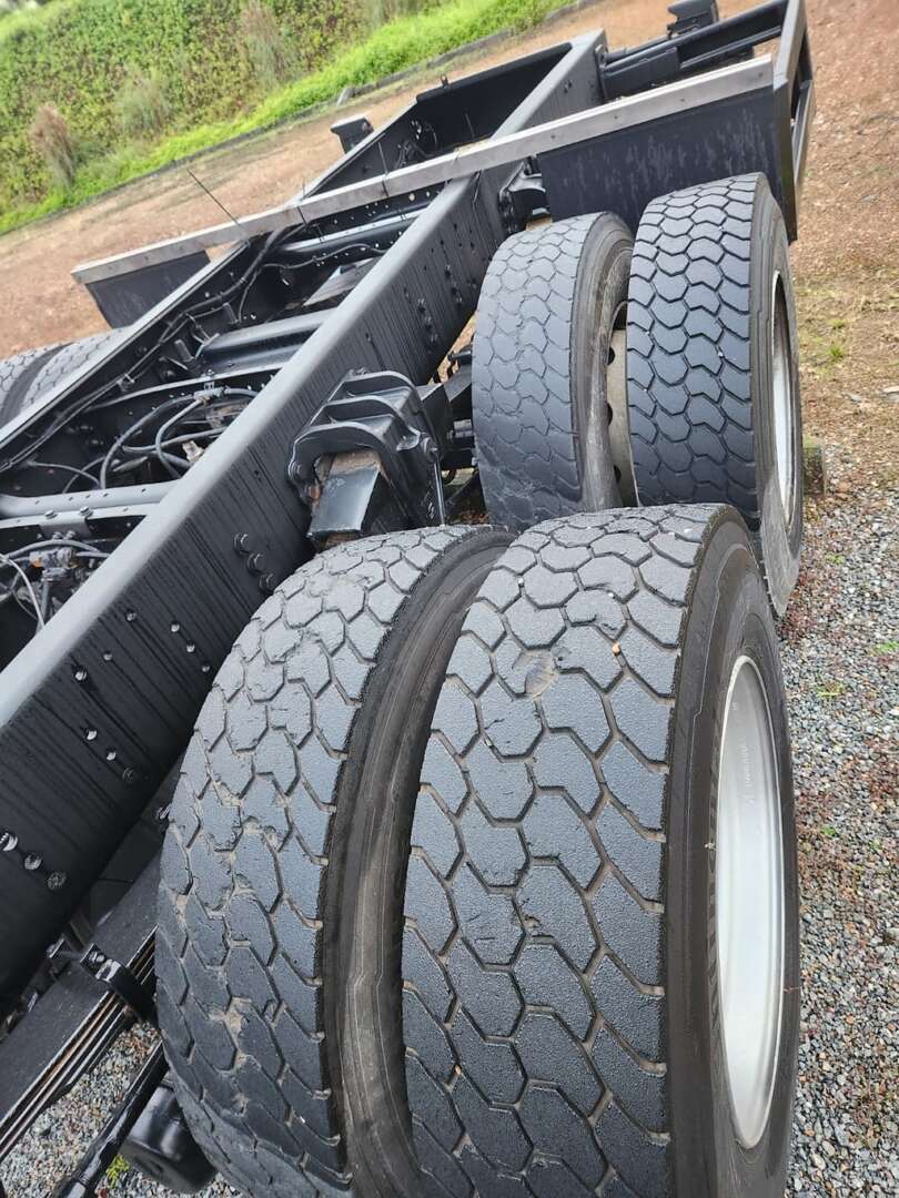 Caminhão VOLKSWAGEN VW 24280 Chassis ANO 2019 de Agricopel Comercio de Derivados de Petróleo LTDA na Santa Catarina