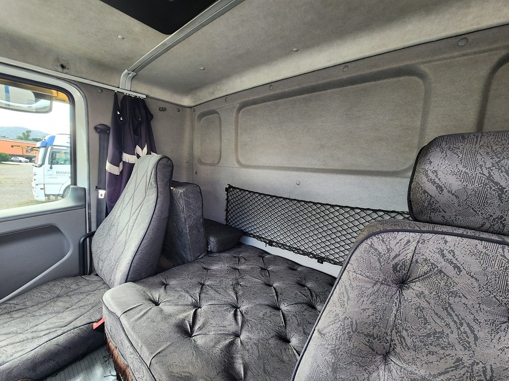 Caminhão VOLKSWAGEN VW 24280 Chassis ANO 2019 de Agricopel Comercio de Derivados de Petróleo LTDA na Santa Catarina