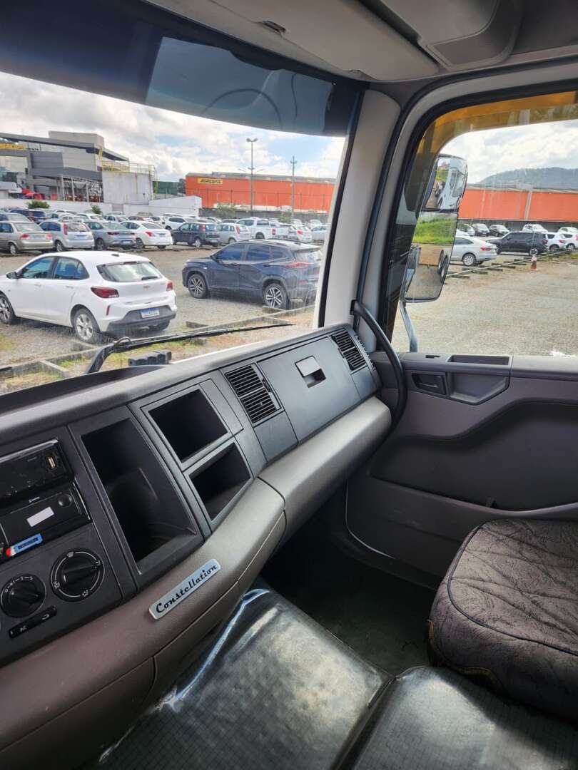 Caminhão VOLKSWAGEN VW 24280 Chassis ANO 2019 de Agricopel Comercio de Derivados de Petróleo LTDA na Santa Catarina