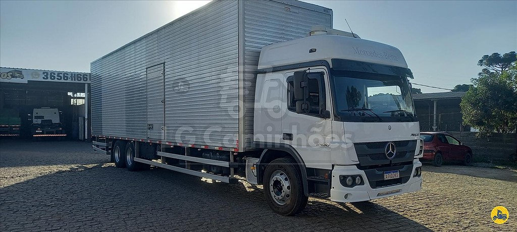 Caminhão MERCEDES BENZ MB 2430 Baú Furgão ANO 2014 de LG Caminhões no Paraná