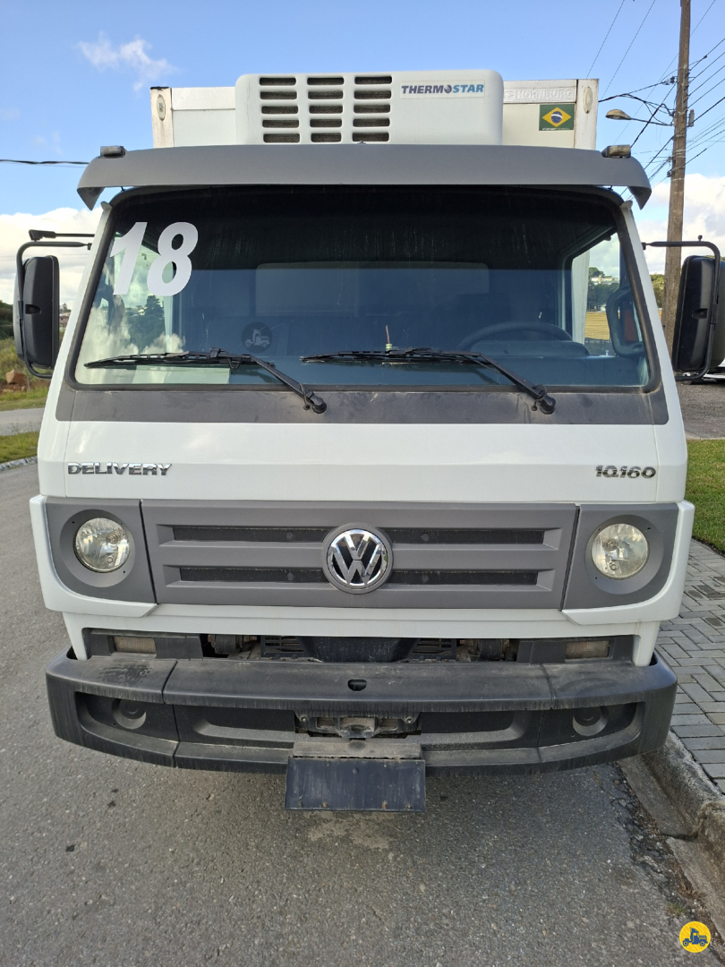 Caminhão VOLKSWAGEN VW 10160 Baú Refrigerado ANO 2018 de LG Caminhões no Paraná
