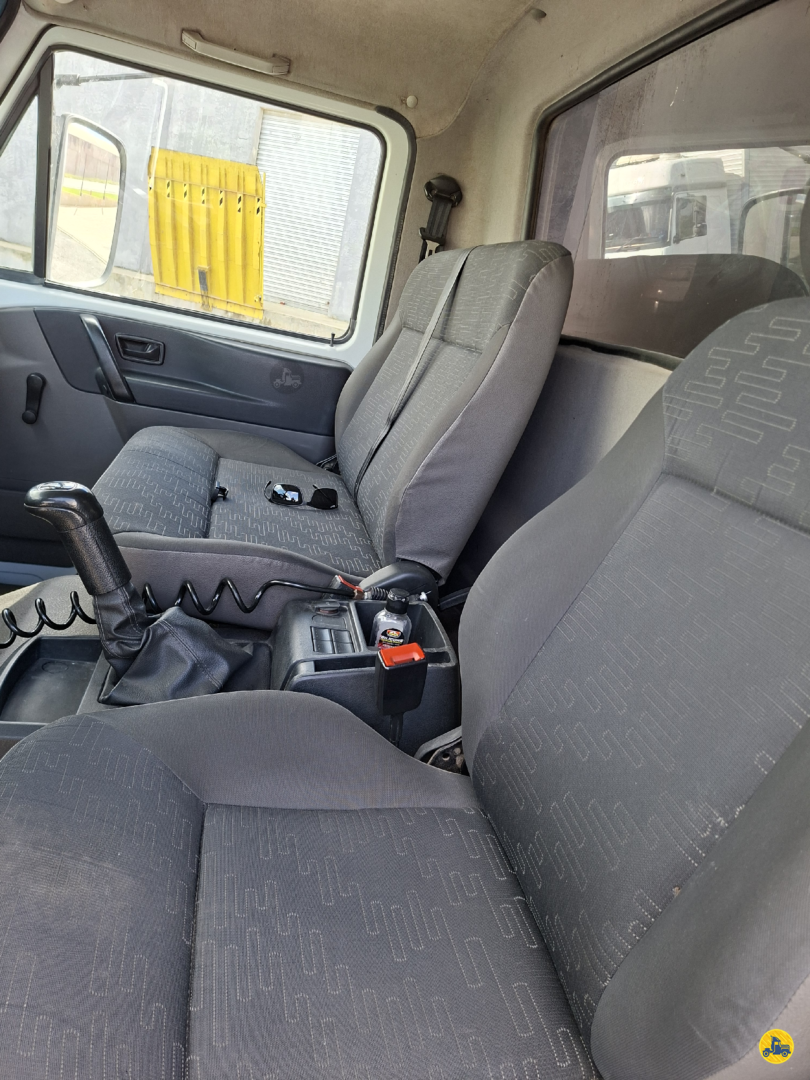 Caminhão VOLKSWAGEN VW 10160 Baú Refrigerado ANO 2018 de LG Caminhões no Paraná