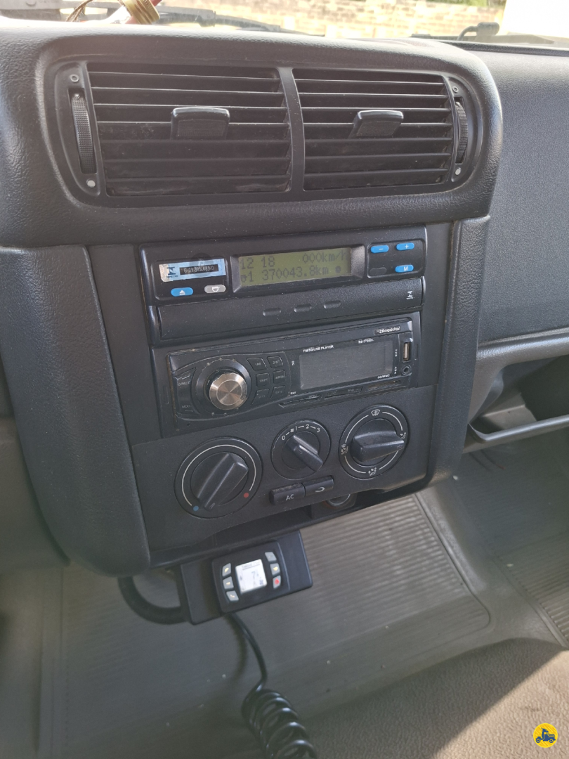 Caminhão VOLKSWAGEN VW 10160 Baú Refrigerado ANO 2018 de LG Caminhões no Paraná