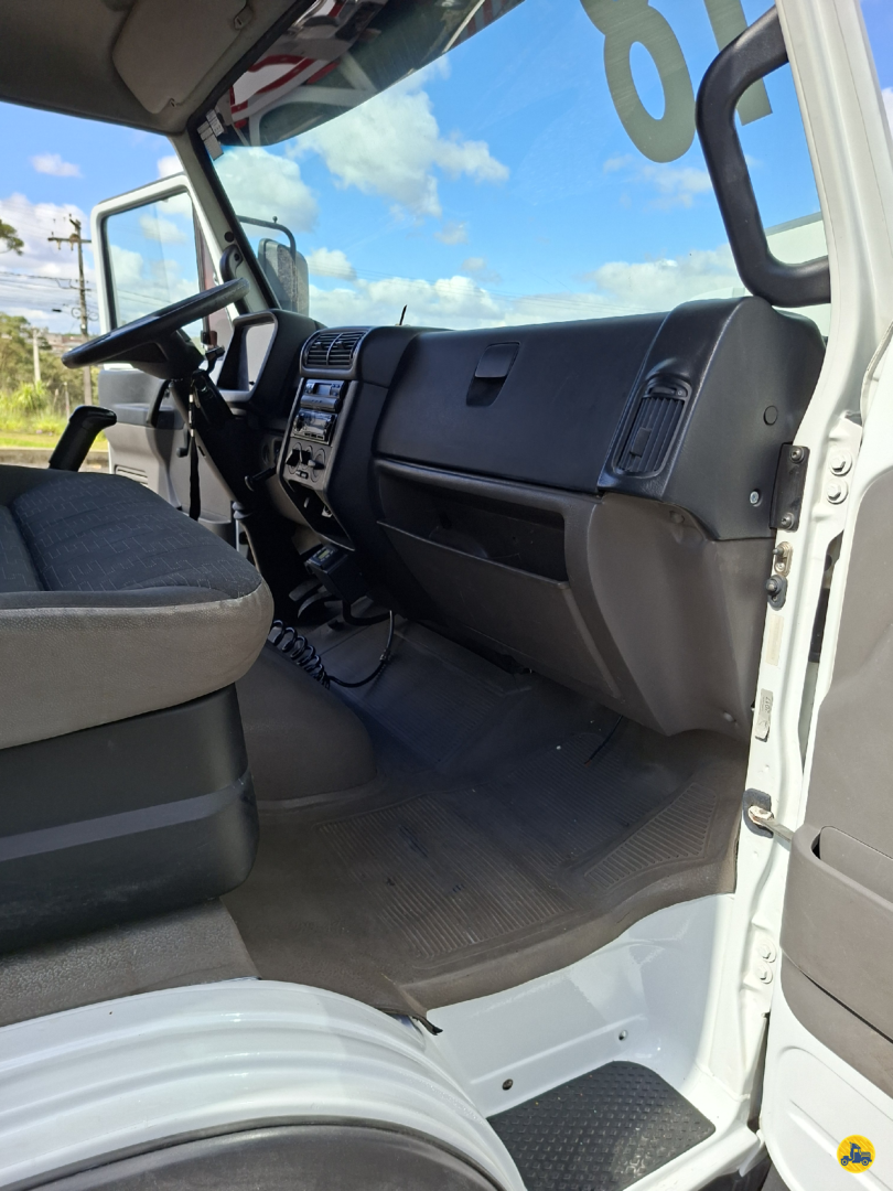 Caminhão VOLKSWAGEN VW 10160 Baú Refrigerado ANO 2018 de LG Caminhões no Paraná