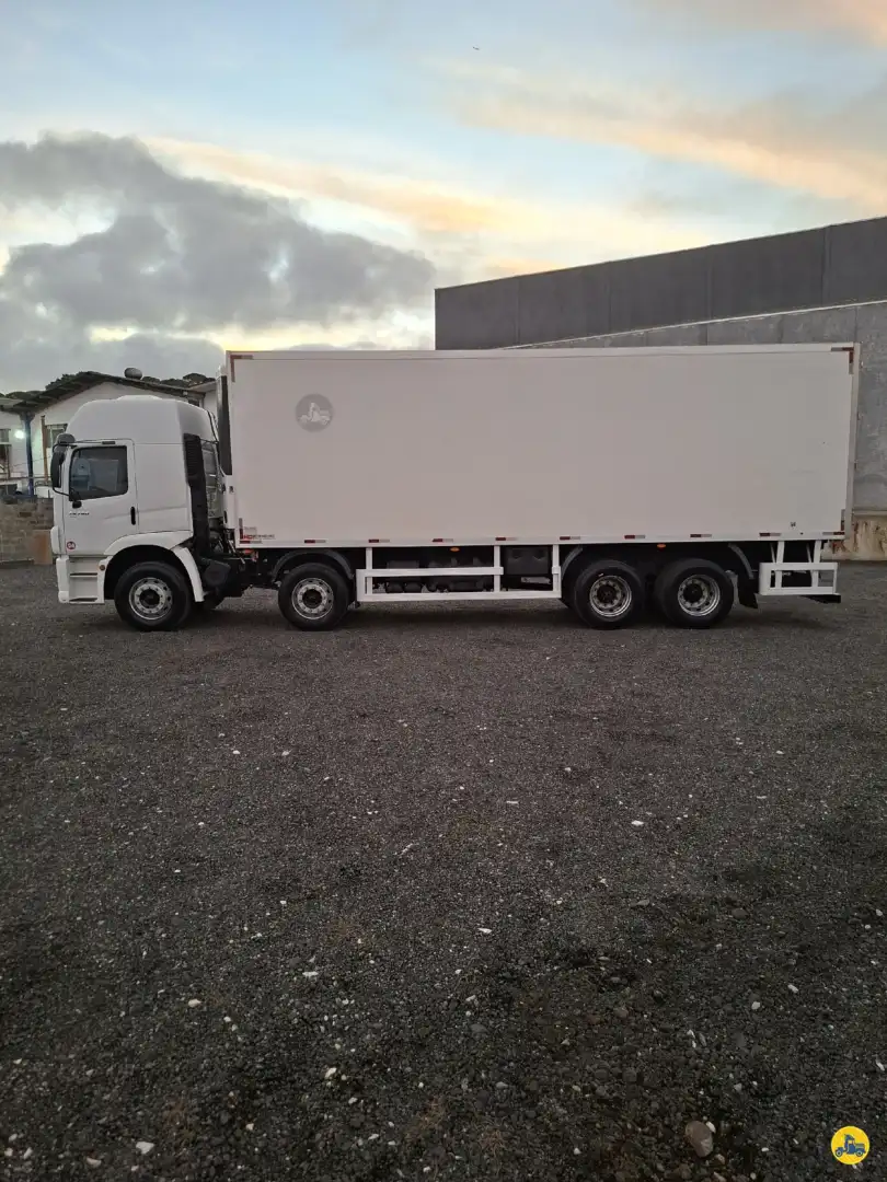 Caminhão VOLKSWAGEN VW 24280 Baú Refrigerado ANO 2022 de LG Caminhões no Paraná