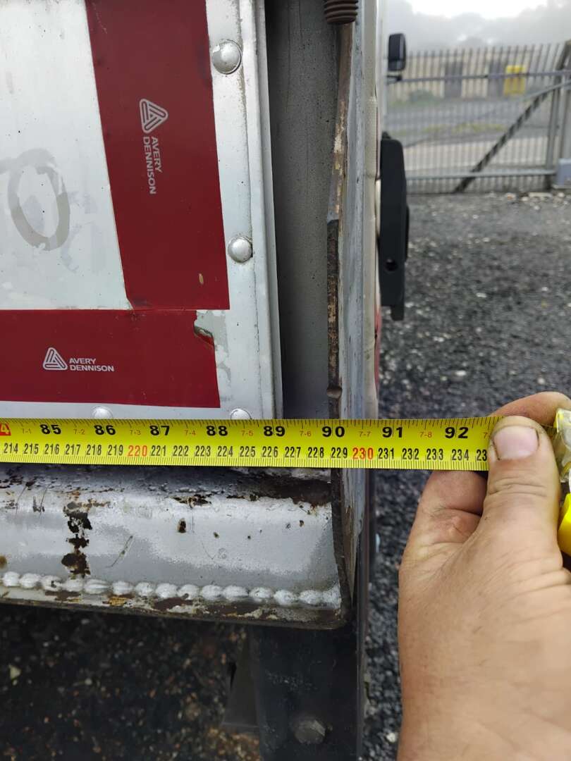 Caminhão FORD CARGO 815 Baú Sider ANO 2010 de Durau e Stoco Comercio de Caminhões LTDA no Paraná