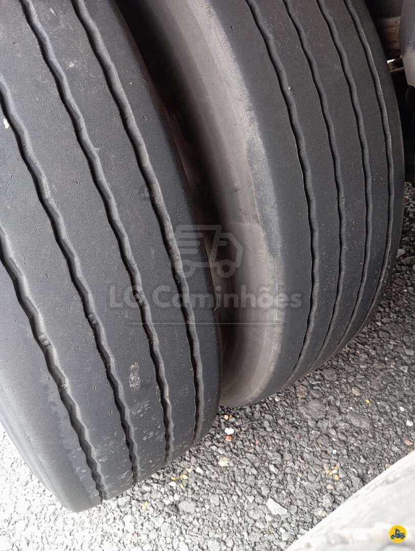 Caminhão VOLKSWAGEN VW 24280 Baú Furgão ANO 2013 de LG Caminhões no Paraná