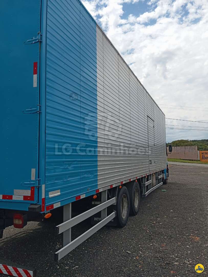 Caminhão VOLKSWAGEN VW 24280 Baú Furgão ANO 2013 de LG Caminhões no Paraná
